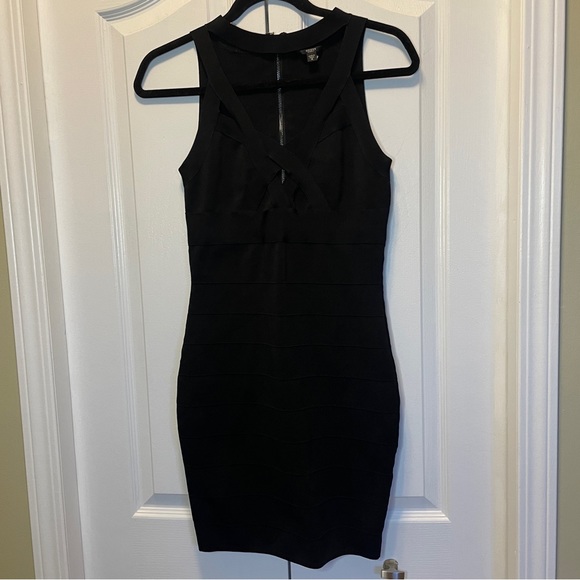 Guess St Mirage Criss Cross Cage Bandage Mini Dress - Size M - Picture 4 of 16